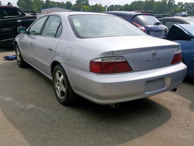 19UUA56662A049869 - 2002 ACURA 3.2TL SILVER photo 3