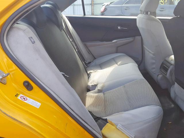 4T1BD1FK7DU073081 - 2013 TOYOTA CAMRY HYBR YELLOW photo 6