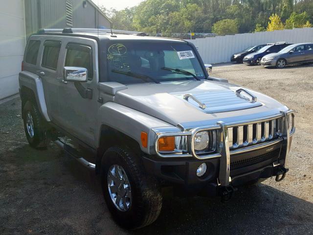 5GTDN136X68145820 - 2006 HUMMER H3 GRAY photo 1