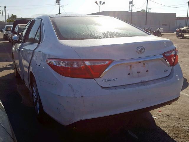 4T1BF1FK4HU754234 - 2017 TOYOTA CAMRY LE WHITE photo 3