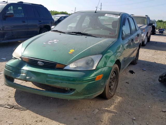 1FAFP33P32W236535 - 2002 FORD FOCUS LX GREEN photo 2