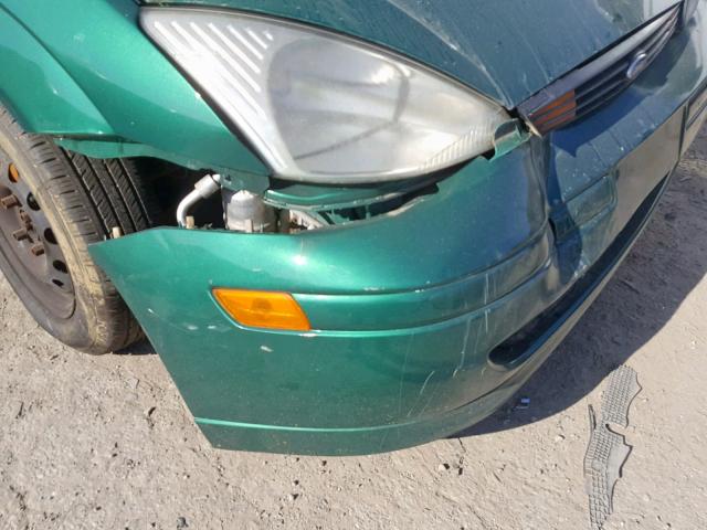 1FAFP33P32W236535 - 2002 FORD FOCUS LX GREEN photo 9