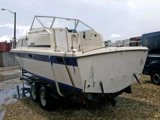 CCH09810M79E - 1979 CHRI BOAT WHITE photo 3