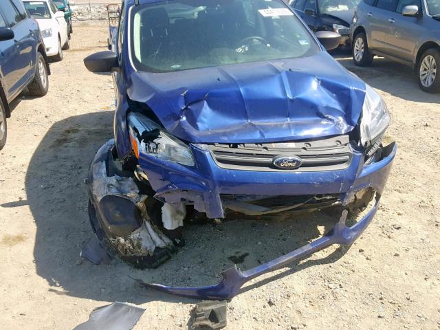 1FMCU0F73EUB93908 - 2014 FORD ESCAPE S BLUE photo 9