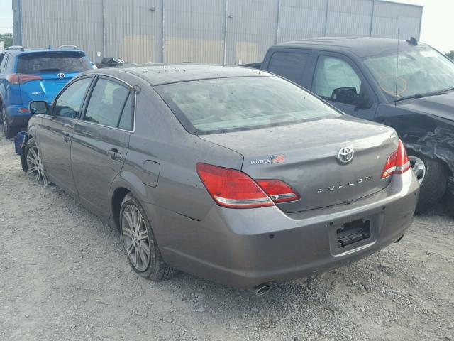 4T1BK36B55U026229 - 2005 TOYOTA AVALON XL GRAY photo 3