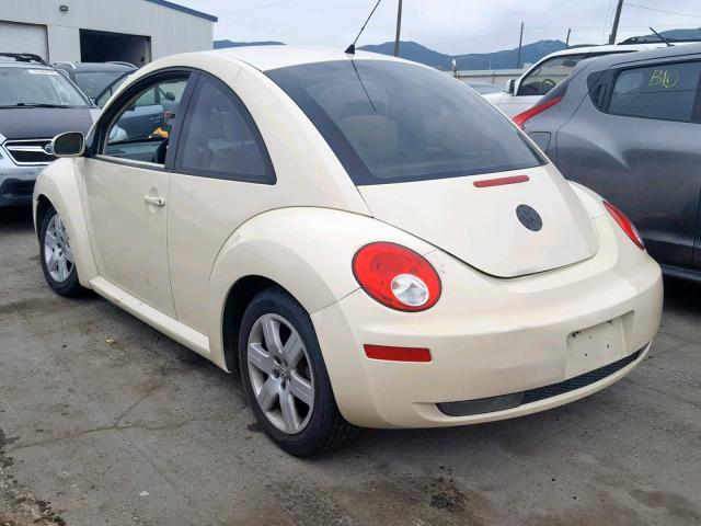 3VWRG31CX7M521924 - 2007 VOLKSWAGEN NEW BEETLE კრემისფერი ფოტო 3