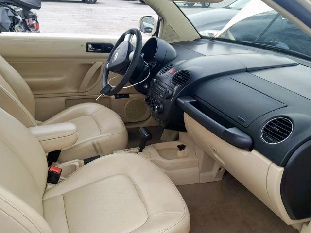 3VWRG31CX7M521924 - 2007 VOLKSWAGEN NEW BEETLE კრემისფერი ფოტო 5
