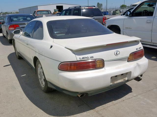 JT8CH32Y3V0052724 - 1997 LEXUS SC 400 WHITE photo 3