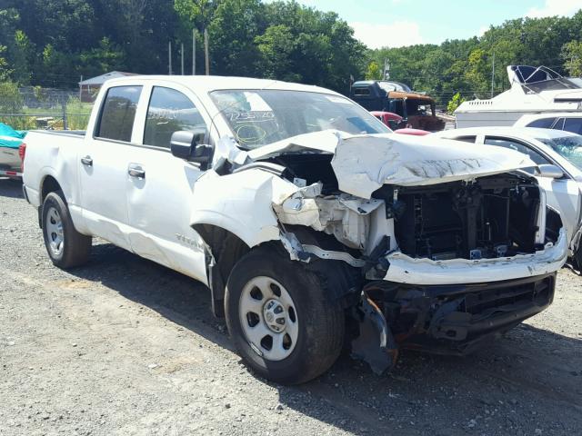 1N6AA1EJ0HN543210 - 2017 NISSAN TITAN S WHITE photo 1