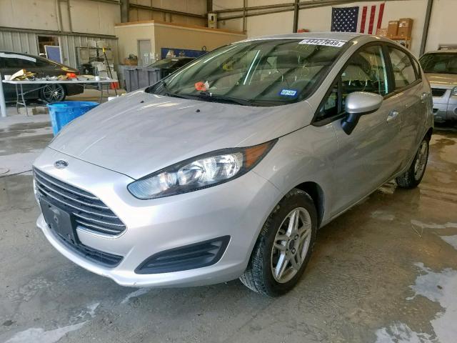 3FADP4EJ9HM119265 - 2017 FORD FIESTA SE SILVER photo 2