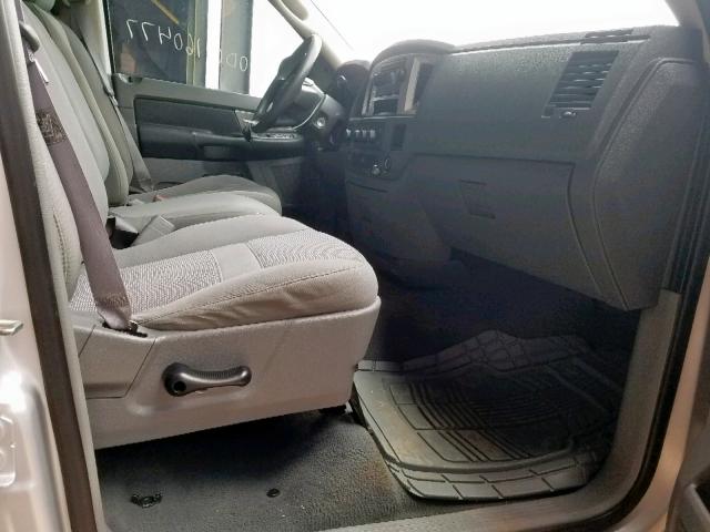 1D7HU18N28S515570 - 2008 DODGE RAM 1500 S 银色 照片 5