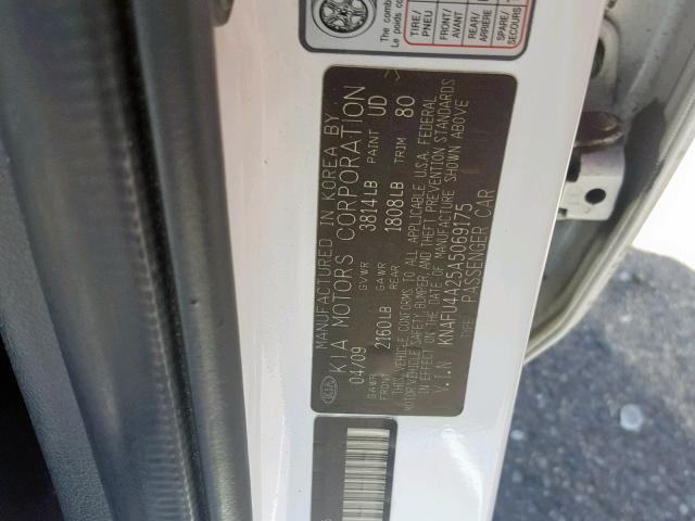 KNAFU4A25A5069175 - 2010 KIA FORTE EX WHITE photo 10