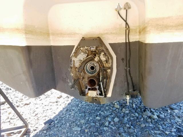 FGBV0552L405 - 2005 CHAP BOAT 白色 照片 9