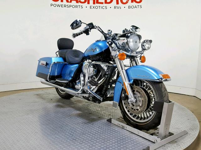 1HD1FB414BB674109 - 2011 HARLEY-DAVIDSON FLHR BLUE photo 2