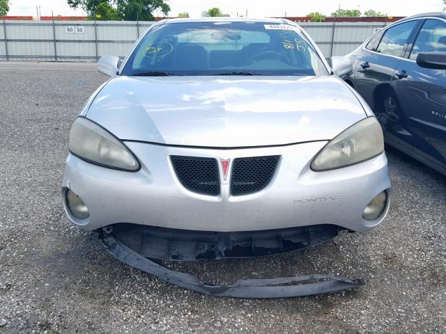 2G2WS522641119301 - 2004 PONTIAC GRAND PRIX SILVER photo 9