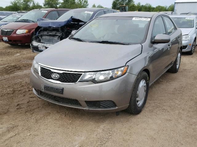 KNAFU4A20B5369028 - 2011 KIA FORTE EX SILVER photo 2