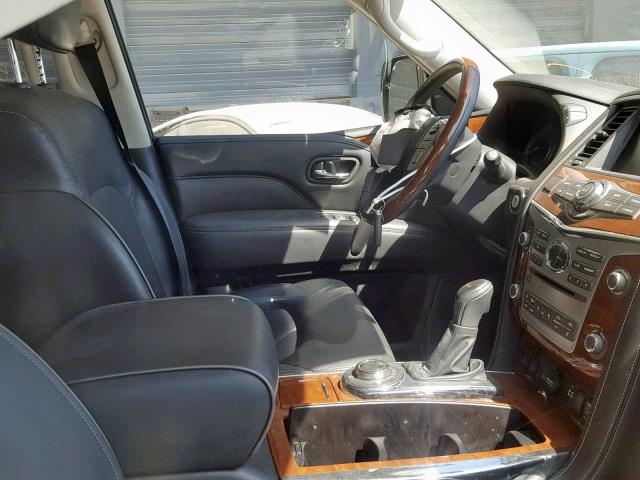 JN8AZ2NEXJ9193592 - 2018 INFINITI QX80 BASE SILVER photo 5