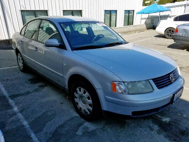 WVWMA23B4YE389263 - 2000 VOLKSWAGEN PASSAT GLS GRAY photo 1