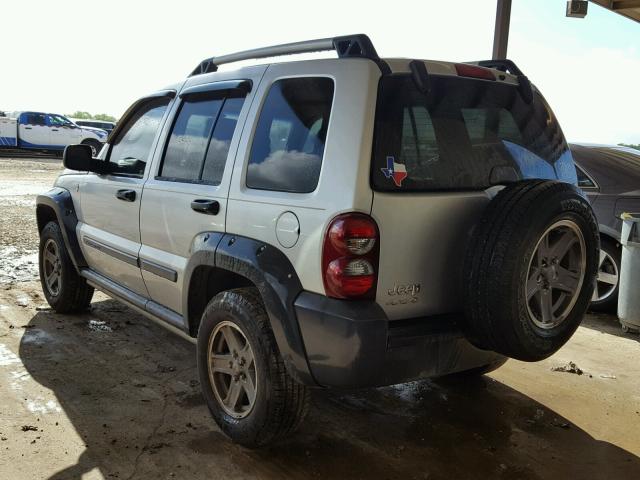 1J4GL38K75W613681 - 2005 JEEP LIBERTY RE SILVER photo 3