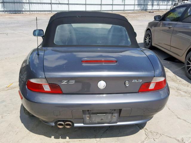 4USCH9348YLF87435 - 2000 BMW Z3 2.3 GRAY photo 9