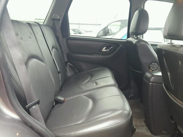 4F2CZ96186KM03017 - 2006 MAZDA TRIBUTE S GRAY photo 6