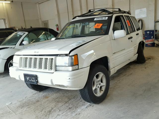 1J4GZ88Z2WC175468 - 1998 JEEP GRAND CHER WHITE photo 2