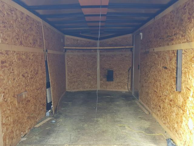 53BLTEA28HA033255 - 2016 TRAIL KING ENCLOSED შავი ფოტო 7