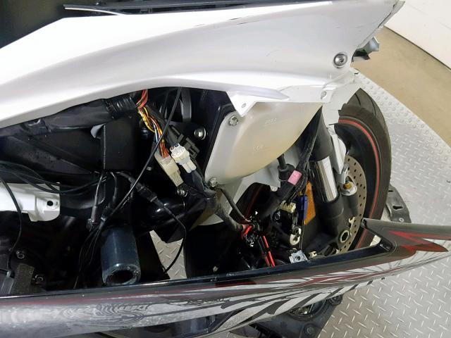 JYARJ16E5CA023247 - 2012 YAMAHA YZFR6 WHITE photo 15