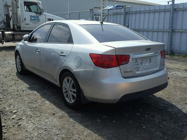 KNAFU4A28C5634084 - 2012 KIA FORTE EX SILVER photo 3