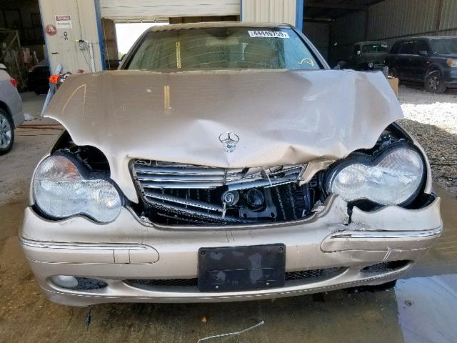 WDBRF61J84F549804 - 2004 MERCEDES-BENZ C 240 BEIGE photo 9