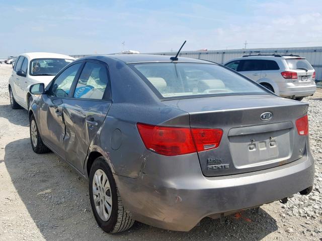 KNAFU4A22B5352067 - 2011 KIA FORTE EX SILVER photo 3