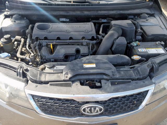 KNAFU4A22B5352067 - 2011 KIA FORTE EX SILVER photo 7