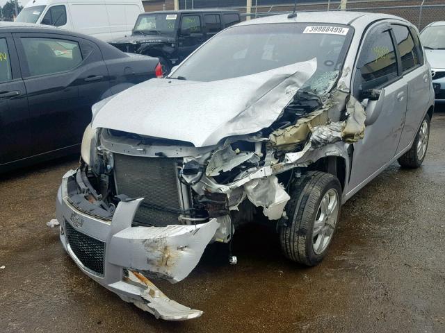 KL1TG66E49B303189 - 2009 CHEVROLET AVEO LT SILVER photo 2