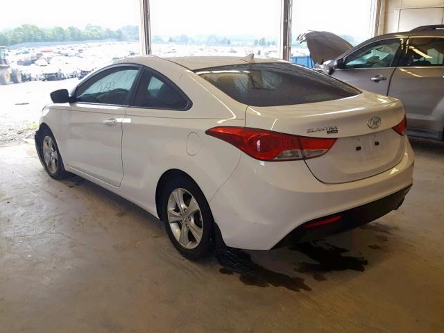 KMHDH6AE7DU009831 - 2013 HYUNDAI ELANTRA CO WHITE photo 3