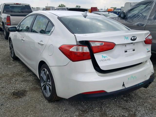 KNAFX4A81F5391122 - 2015 KIA FORTE EX WHITE photo 3