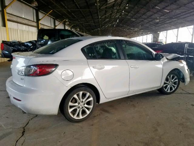 JM1BL1U66B1361962 - 2011 MAZDA 3 S WHITE photo 4