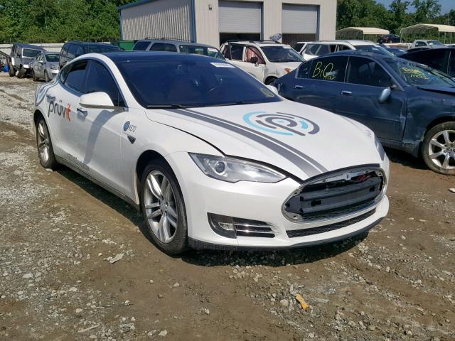 5YJSA1DP1DFP12172 - 2013 TESLA MODEL S أبيض صورة 1