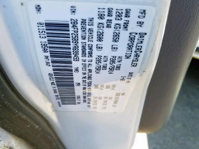 2B4FP25B9YR699459 - 2000 DODGE CARAVAN WHITE photo 10