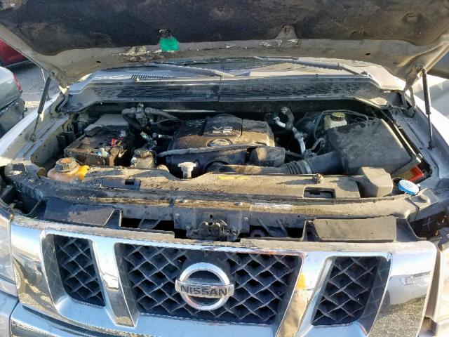 1N6AA0CA8BN308753 - 2011 NISSAN TITAN S SILVER photo 7