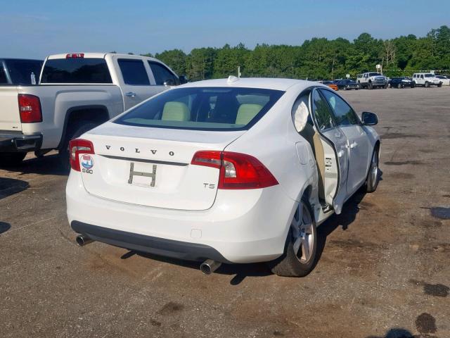 YV1622FS5C2139293 - 2012 VOLVO S60 T5 WHITE photo 4