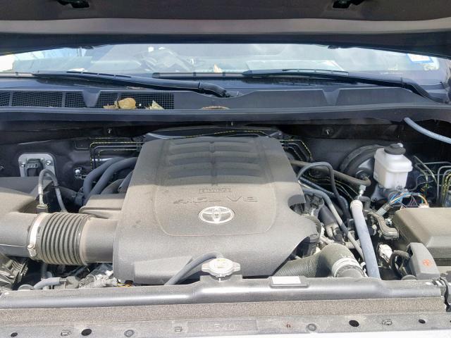 5TFRM5F13JX132834 - 2018 TOYOTA TUNDRA DOU BEIGE photo 7