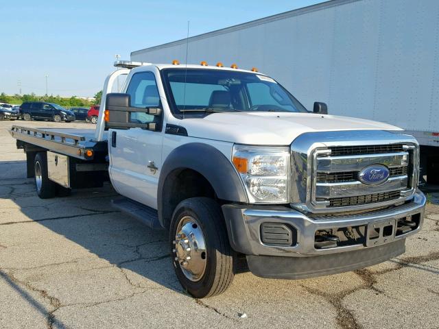 1FDUF5GT6GEB07415 - 2016 FORD F550 SUPER WHITE photo 1