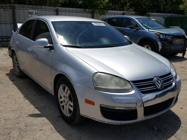 3VWRF71K27M022245 - 2007 VOLKSWAGEN JETTA 2.5 SILVER photo 1