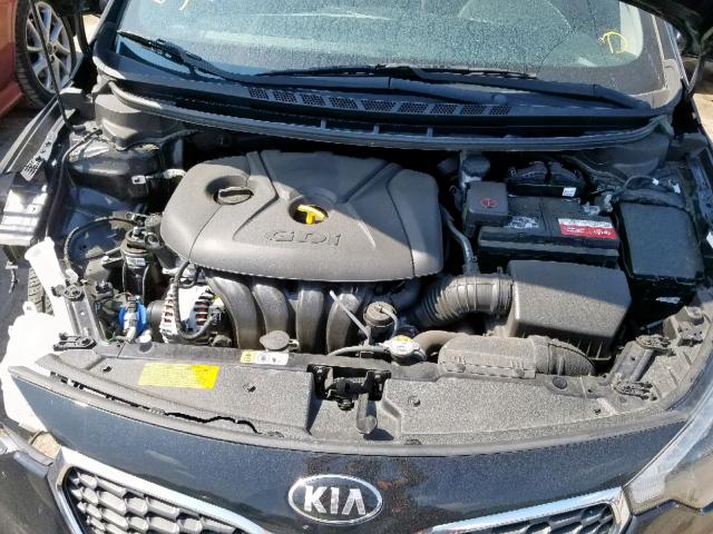 KNAFZ4A83F5351778 - 2015 KIA FORTE EX BLACK photo 7