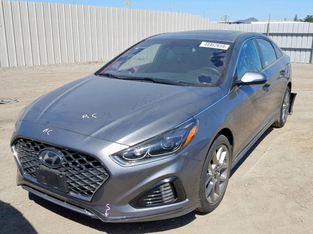 5NPE34AB8JH612424 - 2018 HYUNDAI SONATA SPO SILVER photo 2