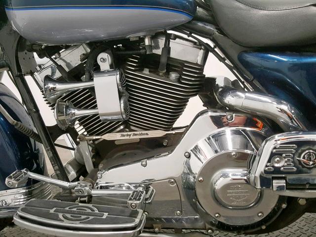 1HD1FRW322Y611532 - 2002 HARLEY-DAVIDSON FLHRCI BLUE photo 6