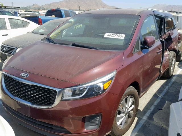 KNDMB5C13F6026630 - 2015 KIA SEDONA LX MAROON photo 2