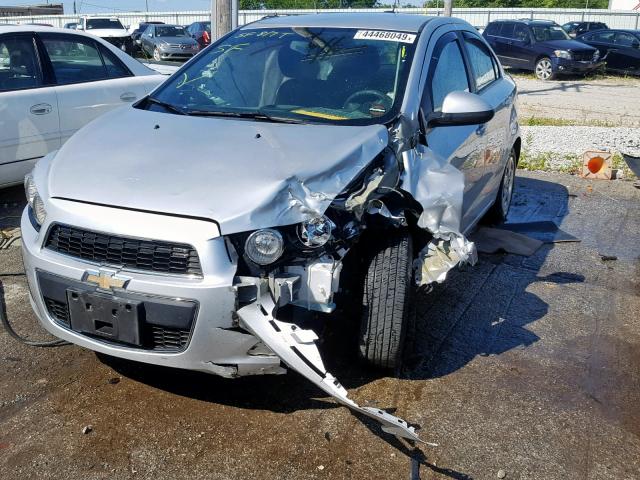 1G1JB5SH8F4176058 - 2015 CHEVROLET SONIC LS 银色 照片 2