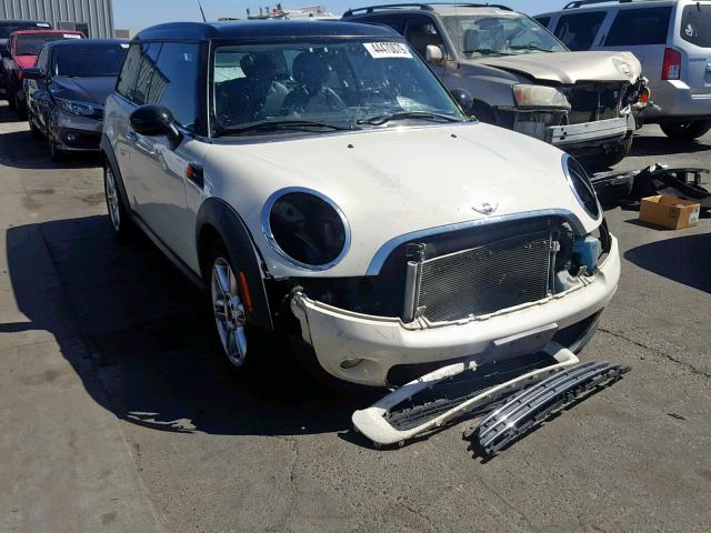 WMWZF3C59DT268464 - 2013 MINI COOPER CLU WHITE photo 1