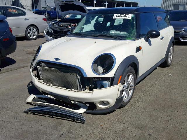 WMWZF3C59DT268464 - 2013 MINI COOPER CLU WHITE photo 2